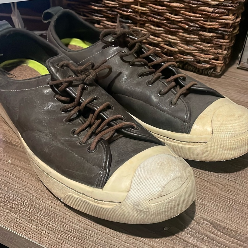 Vintage Jack Purcells Size 13 ( very used - no cap ). Busted but can be trusted!